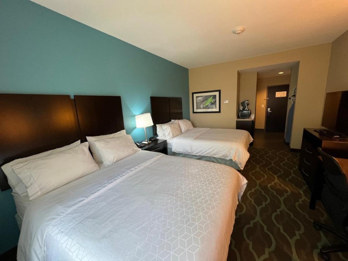 Holiday Inn Express Hotels & Suites Cuero By Ihg Exterior photo