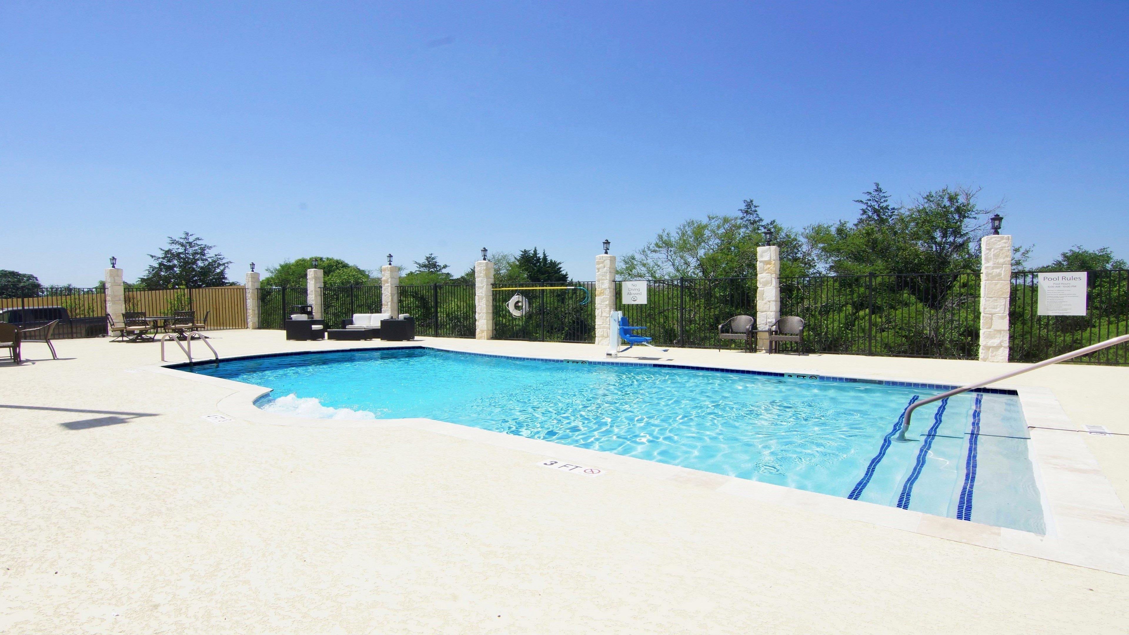 Holiday Inn Express Hotels & Suites Cuero By Ihg Exterior photo